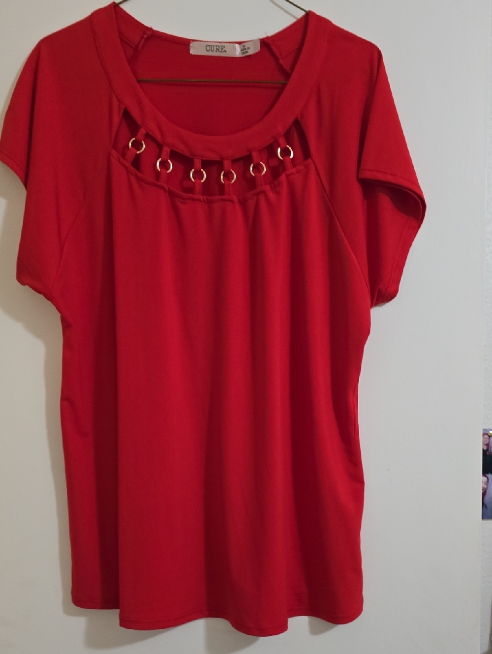 Cure Red Short-Sleeve Tee with Gold Ring Neckline